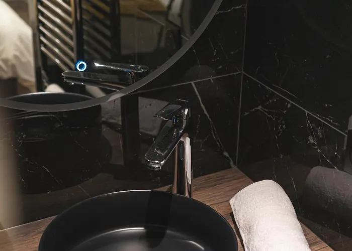 La Mariska Et Son Ouistreham