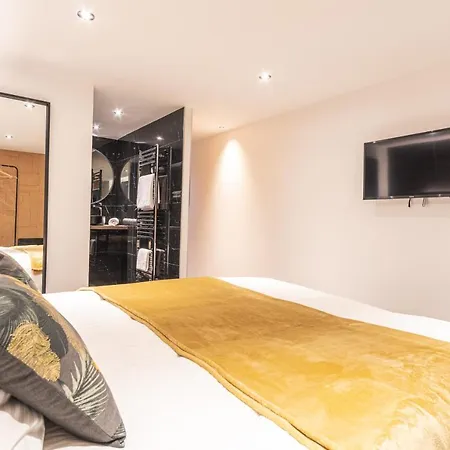 ヴィラ La Mariska Et Son