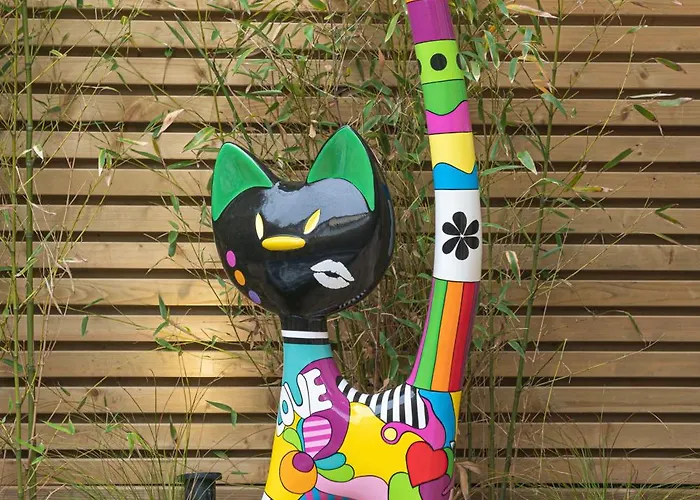 Villa La Mariska Et Son